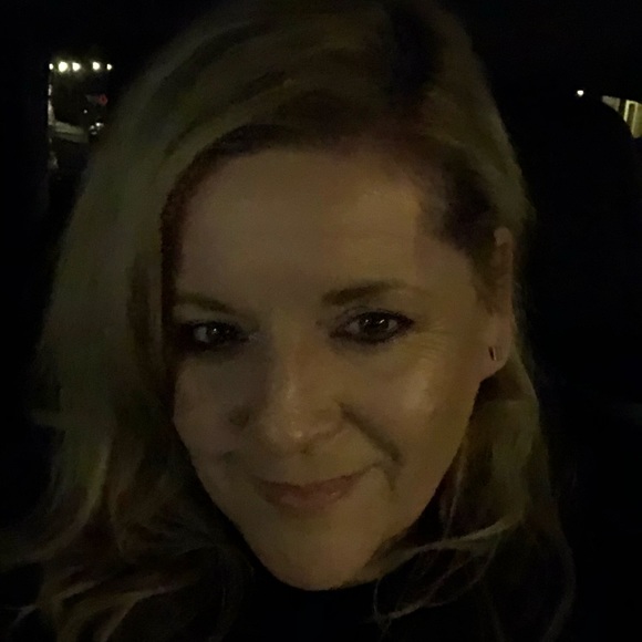 Meet your Posher, Pamela - Picture 5 of 8